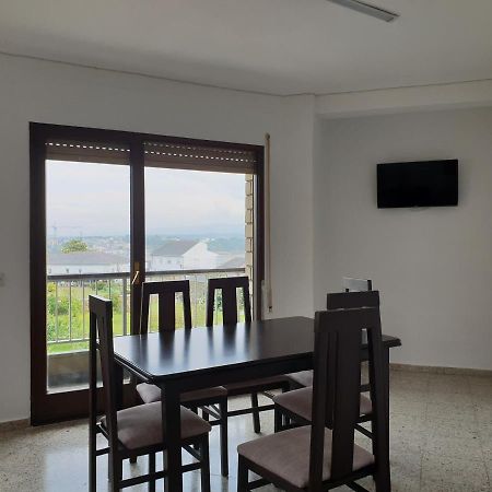 Apartamentos O Cargadeiro Ribadeo Esterno foto