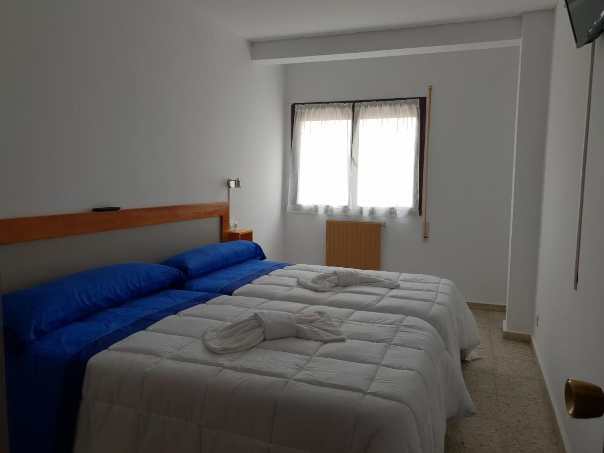 Apartamentos O Cargadeiro Ribadeo Esterno foto