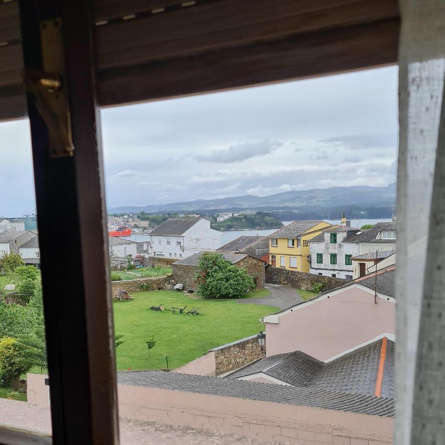 Apartamentos O Cargadeiro Ribadeo Esterno foto